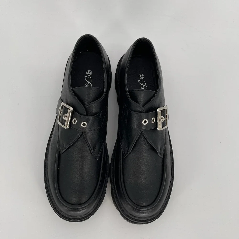 Forever Women's Black‎ Buckle Strap Chunky Lug Sole Berry-96 Loafers Size 8.5